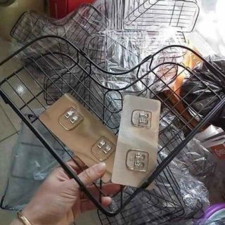 Kệ góc sắt dán tường