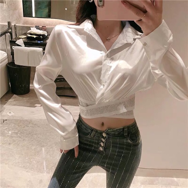 (ORDER) Sét áo sơ mi crotop viền đá+ quần jeans cạp cao | BigBuy360 - bigbuy360.vn