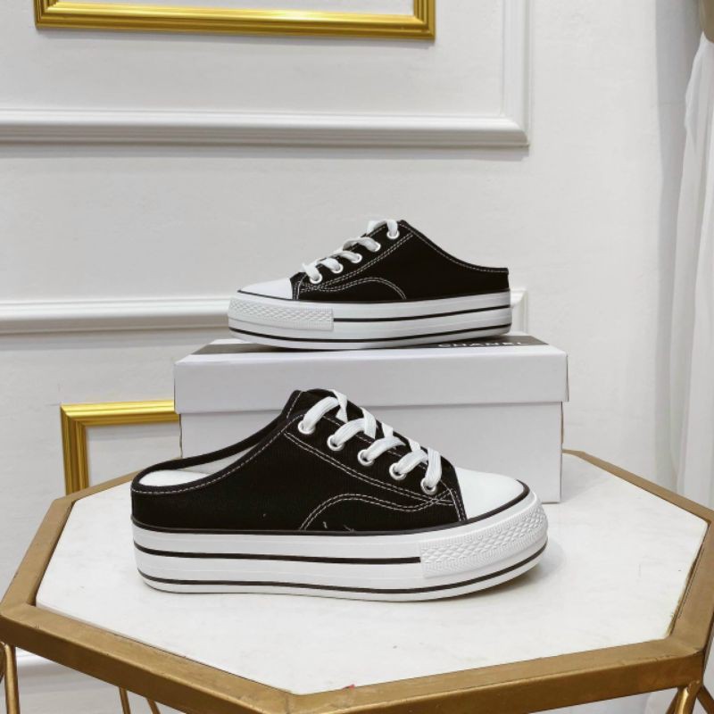 Giày thể thao nữ SỤC ĐỘN đế siêu cao 2 màu trắng đen