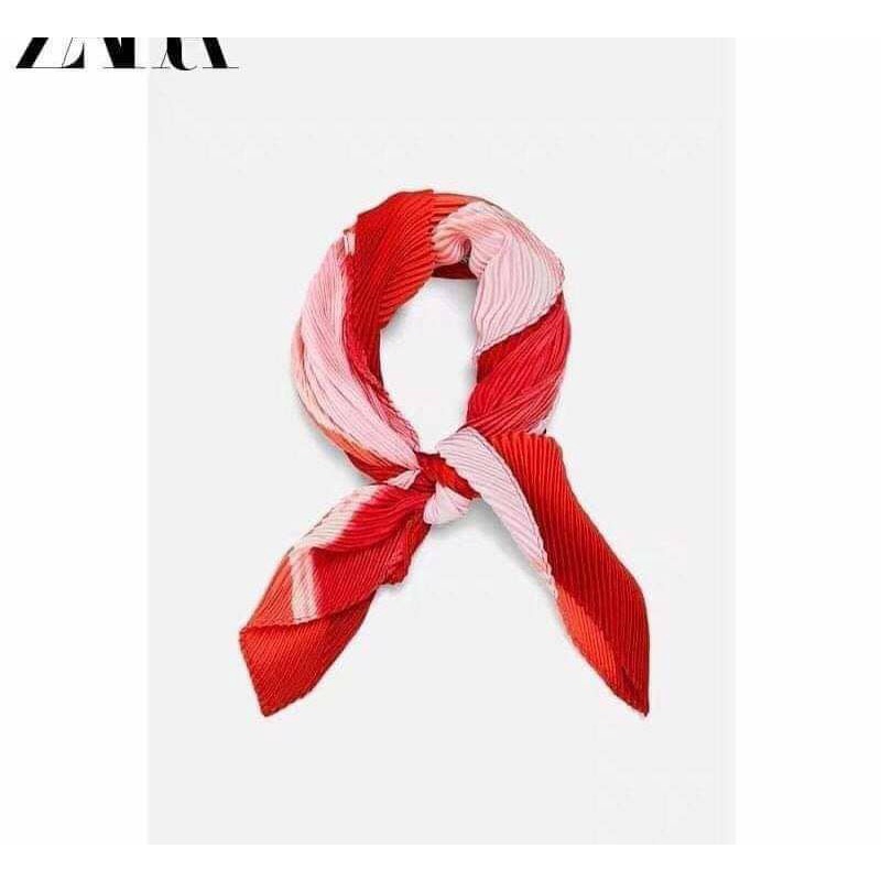 Khăn choàng cổ vải lụa dập ly zara