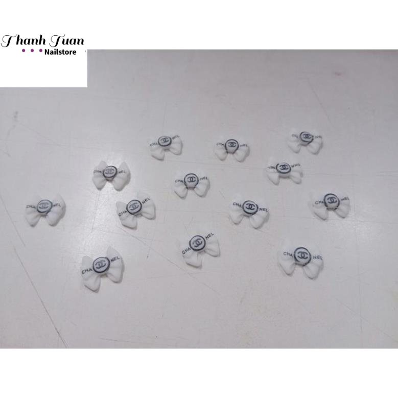 Charm gắn móng đen trắng Channel sang chảnh  - Phụ kiện đồ nail