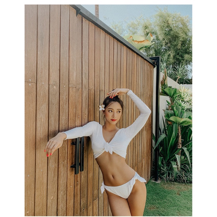 Bikini Đồ tắm đi biển 2 mảnh màu trắng áo tay dài cột nơ mix quần chip sexy cá tính 2522 K5T4-1