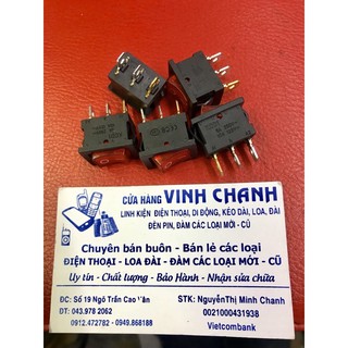 10 chiếc công tắc bập bênh 3 chân có đèn