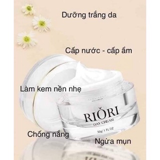 Kem dưỡng ngày Riori