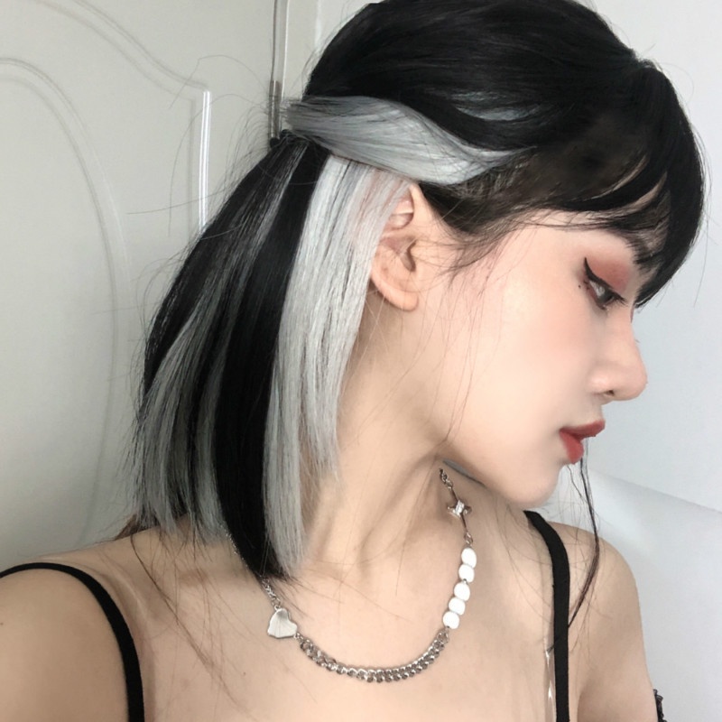 Hanging Ear Dyed Wig Female Spring and Summer New Short Straight Hair Bobo Head Clavicle Hair Black Gray Gradient Color Wig