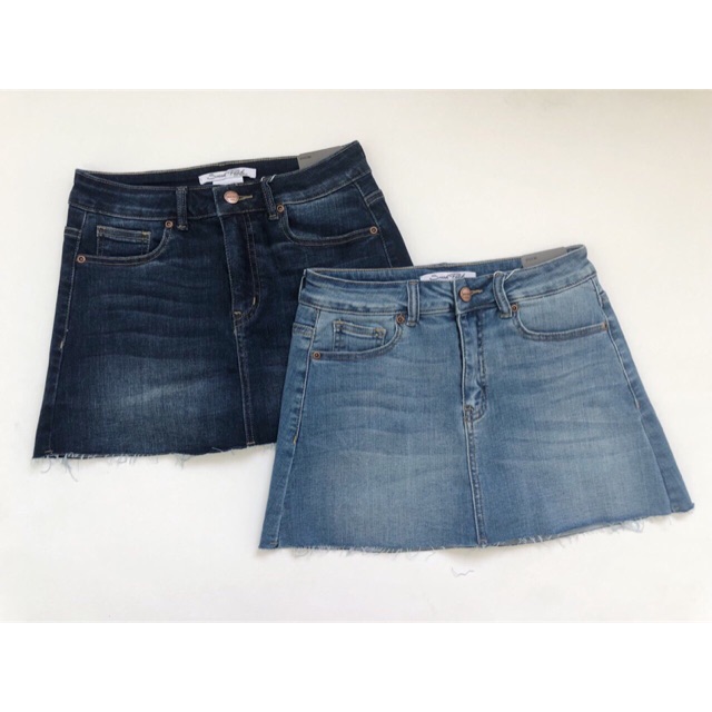 Quần váy jeans lai cắt Sneak Peek | BigBuy360 - bigbuy360.vn