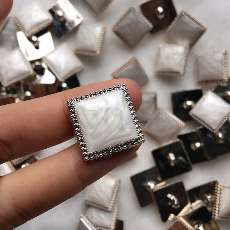NÚT áo vest xịn xò nhiều size ( phụ liệu ngành may)