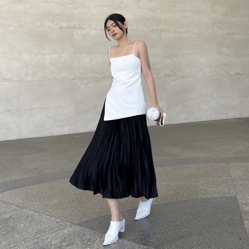 Asymmetric Cami (Áo dây trắng lệch vạt)