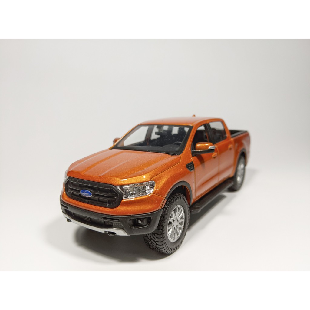 Xe mô hình Ford Ranger 2019 Tỉ lệ 1:24