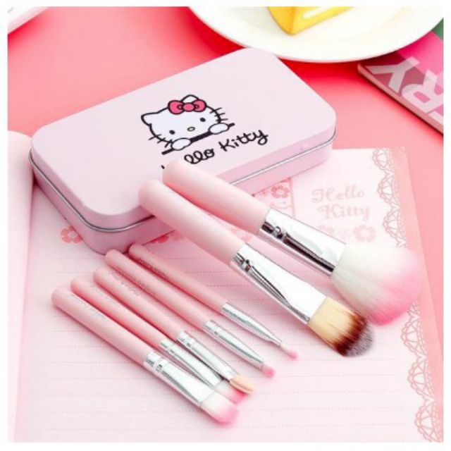 HỘP 7 CÂY CỌ MỀM HELLO KITTY