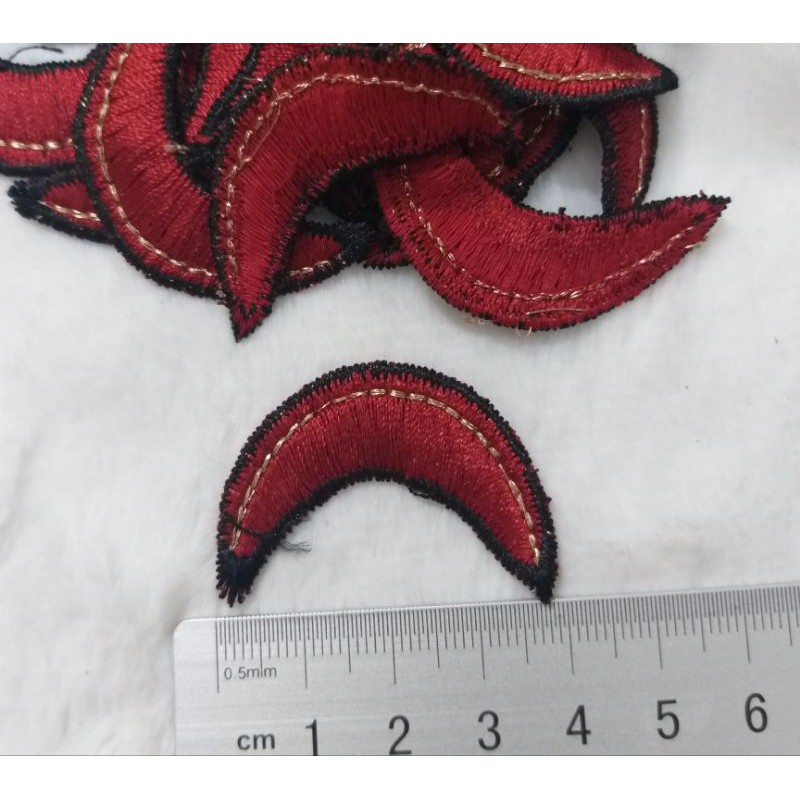 Cánh hoa trang trí.