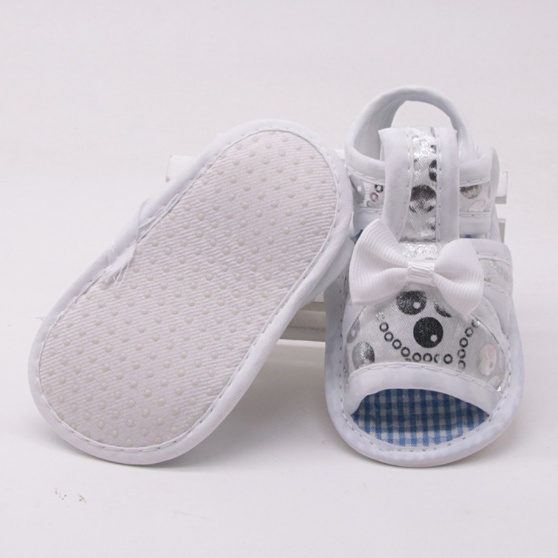 Giày sandals đính nơ đáng yêu cho bé
