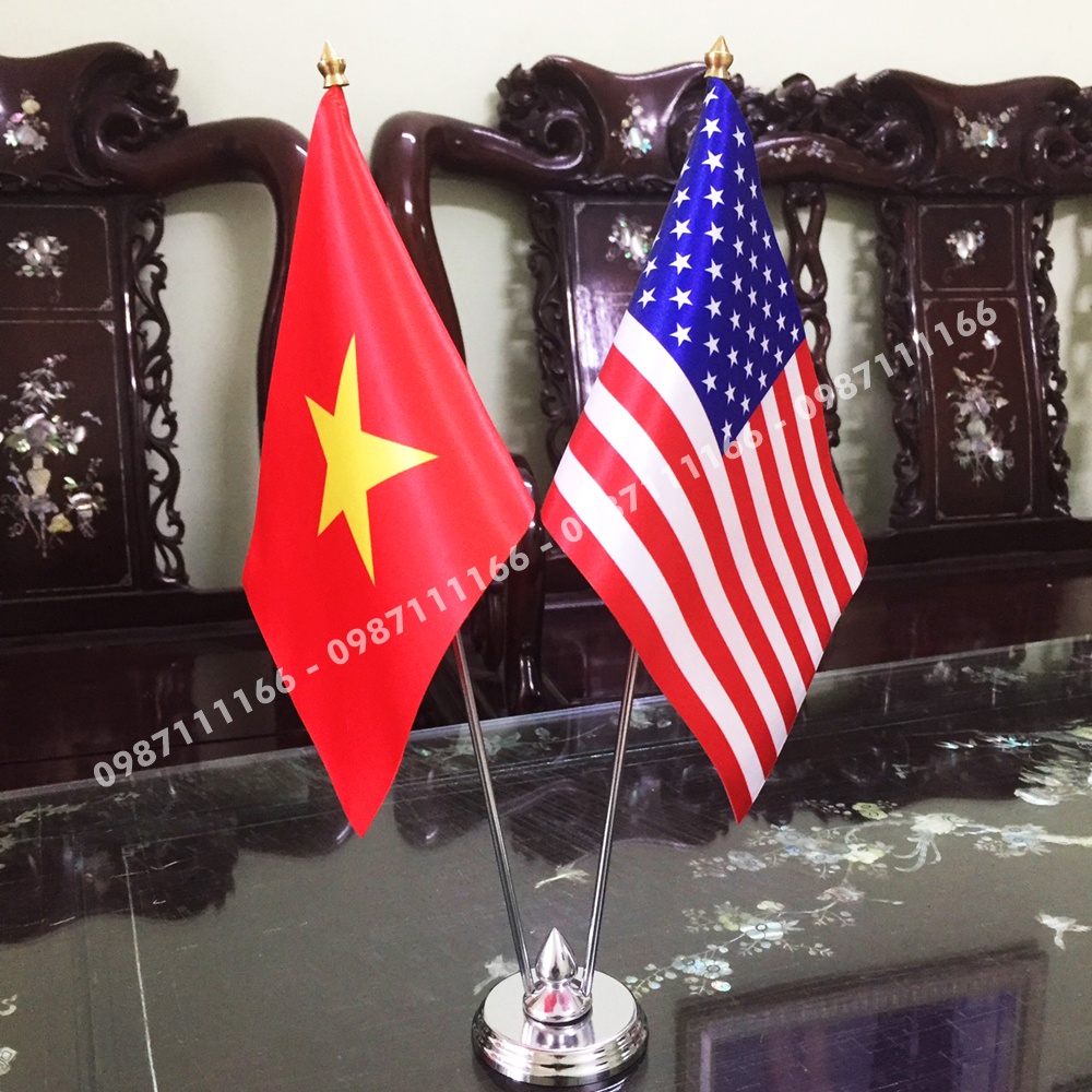Cờ Để Bàn Đế Inox Loại cắm 2 cờ Việt Nam - Mỹ