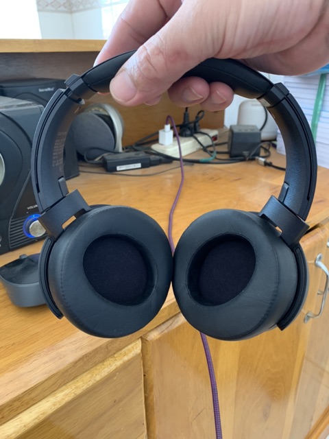 Tai nghe sony MDR-XB950N1