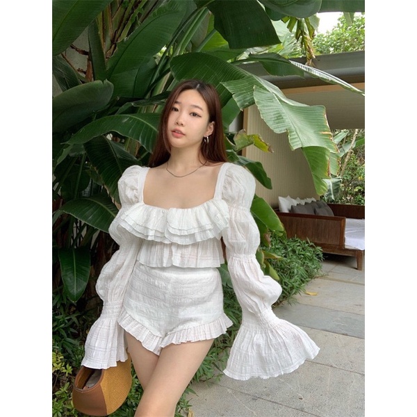 Set áo xanh tay dài bo chun + short tầng
