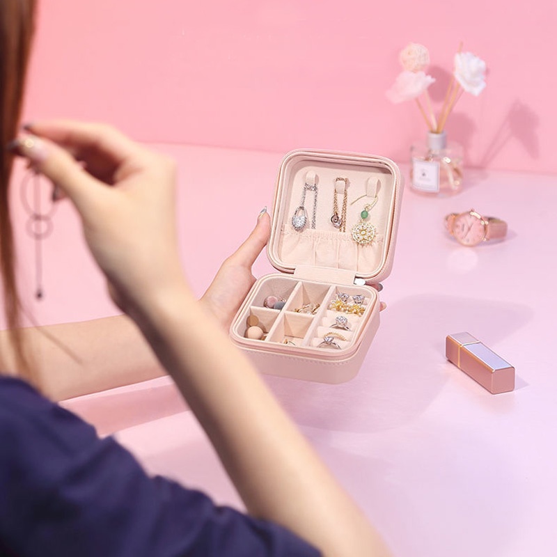 Hộp đựng trang sức thiết kế nhỏ gọn di động tiện lợi
