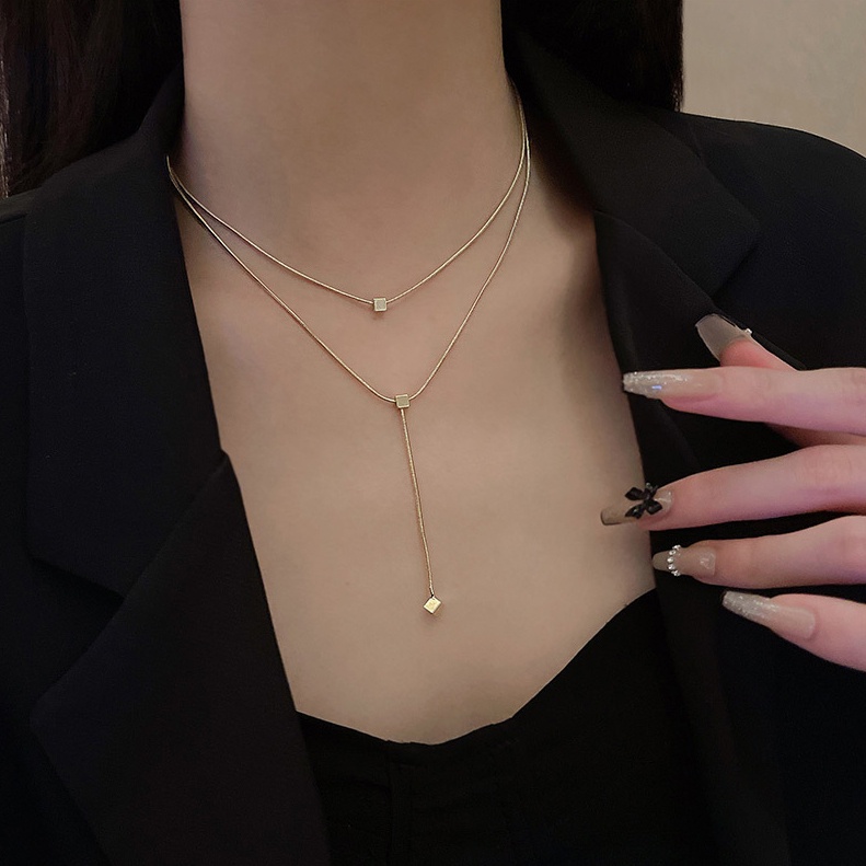 Vòng cổ Hai Lớp Mặt Vuông Phong Cách Harajuku Đơn Giản Cá Tính Dành Cho Nữ