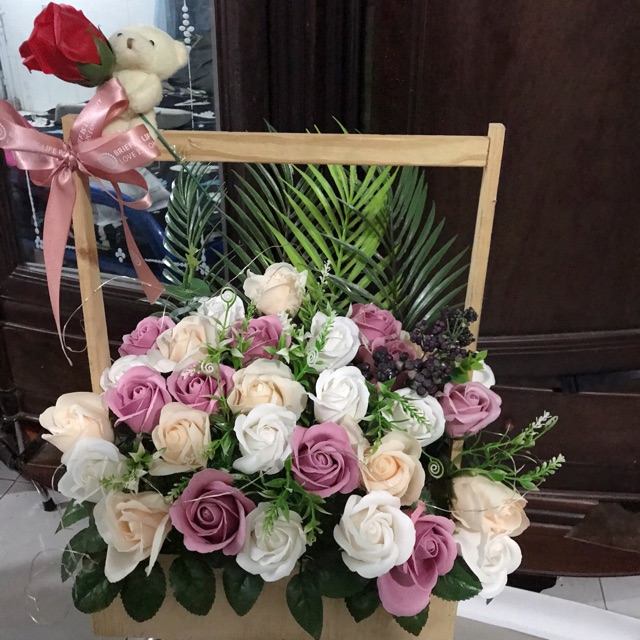 Giỏ Hoa Hồng Sáp Thơm