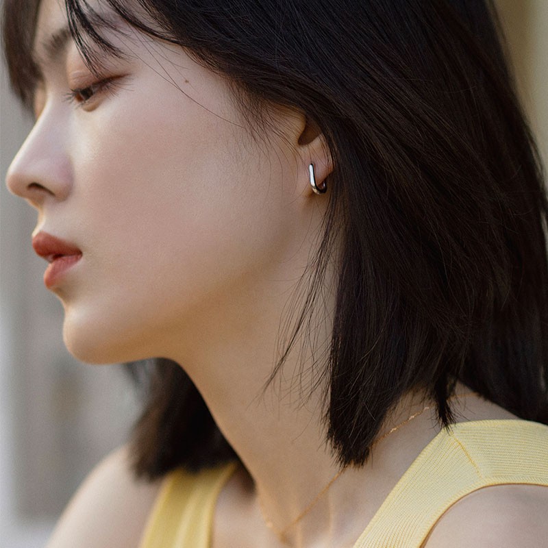 Khuyên Tai Nữ Hình Chữ U Thời Trang