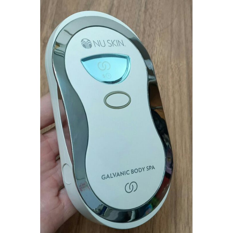 máy giảm mỡ bụng Nuskin Galvanic Body Spa