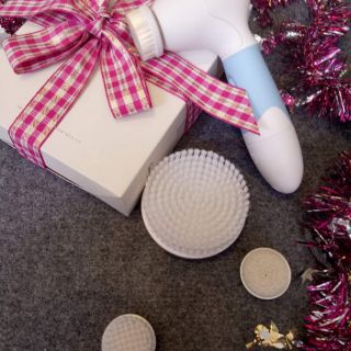 Máy rửa mặt cọ nano Flawless