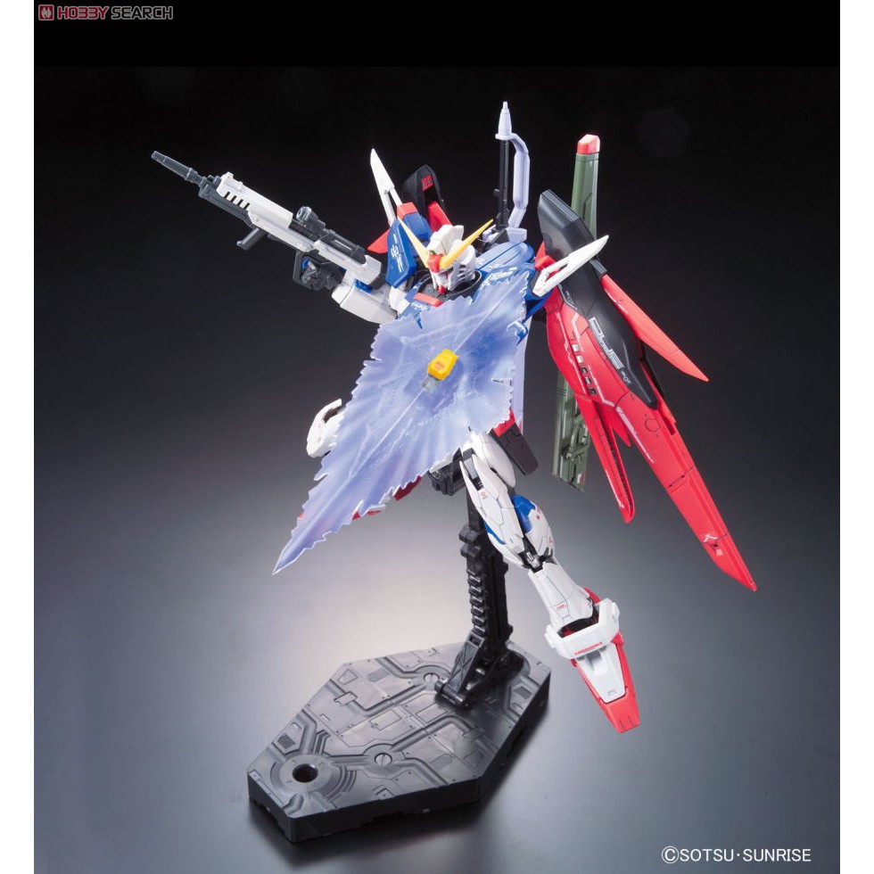 Mô Hình Lắp Ghép RG Destiny Gundam (Bandai)