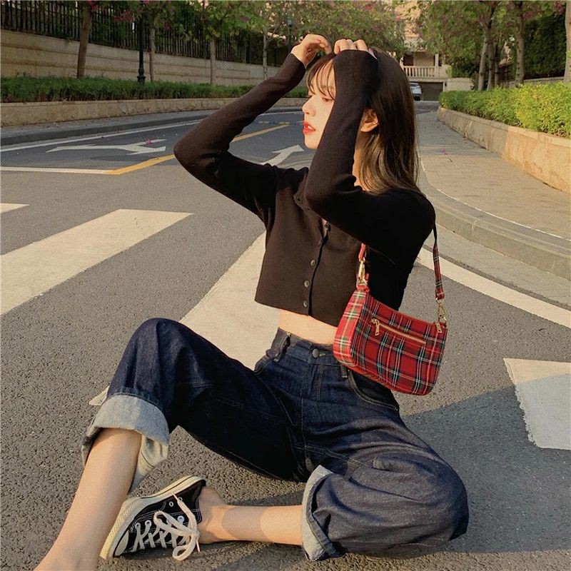 Áo thun len croptop nữ cổ tim phối nút ulzzang hàn quốc tay dài dễ thương