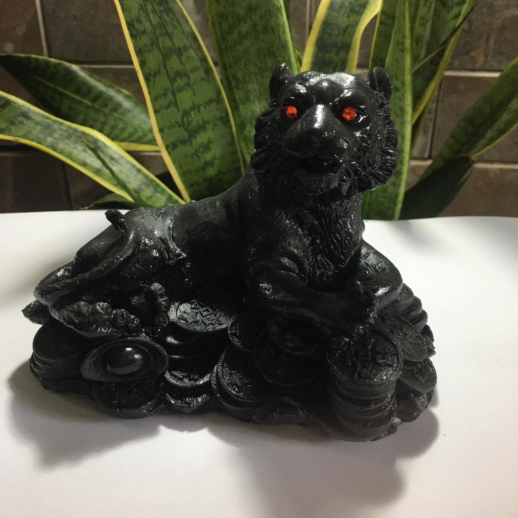 Hổ phong thủy màu đen