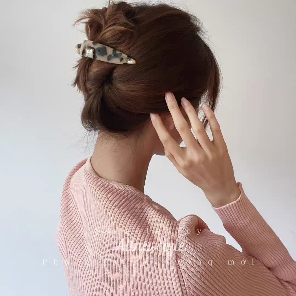 Kẹp càng mực phong cách Allnewstyle có 2 size lựa chọn