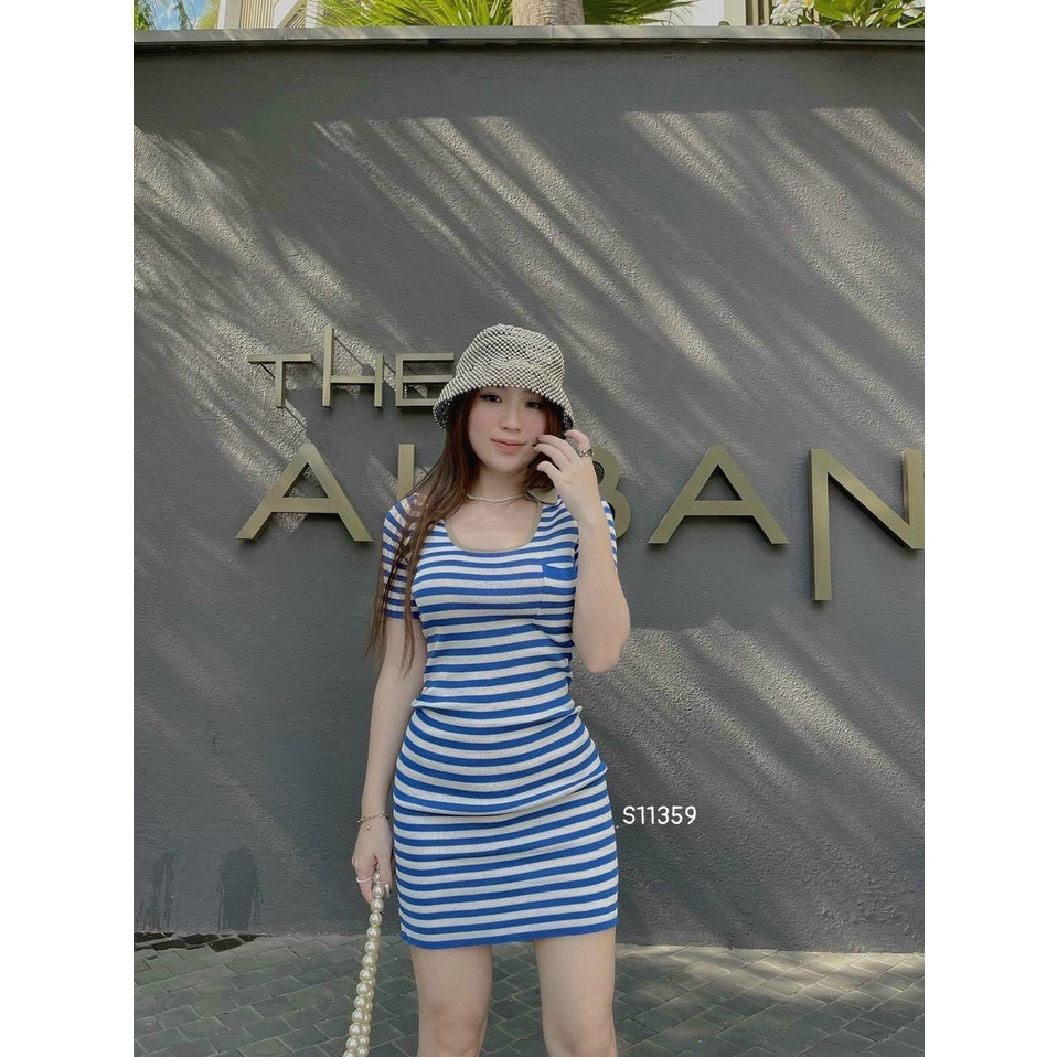 Đầm cổ bẻ cổ U ôm body màu sọc ngang cực hot , chất thun gân mềm mịn mk