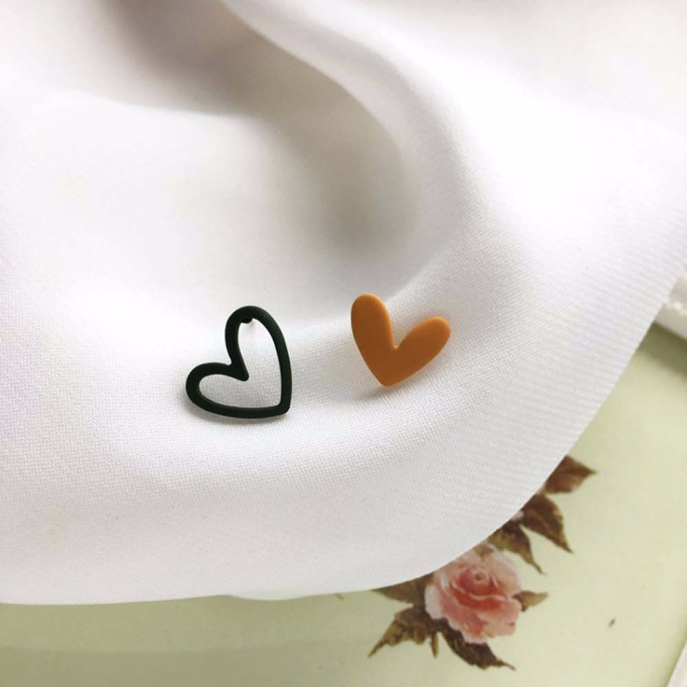 Khuyên Tai Hình Trái Tim Nhiều Màu Sắc Dễ Thương Phong Cách Hàn Quốc Cho Nữ