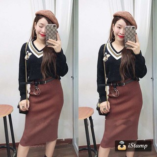 Áo len ong cổ V