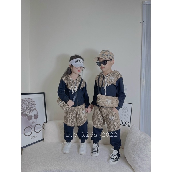 Set 3 chi tiết dạ phối da cá Ny kèm túi cho bé