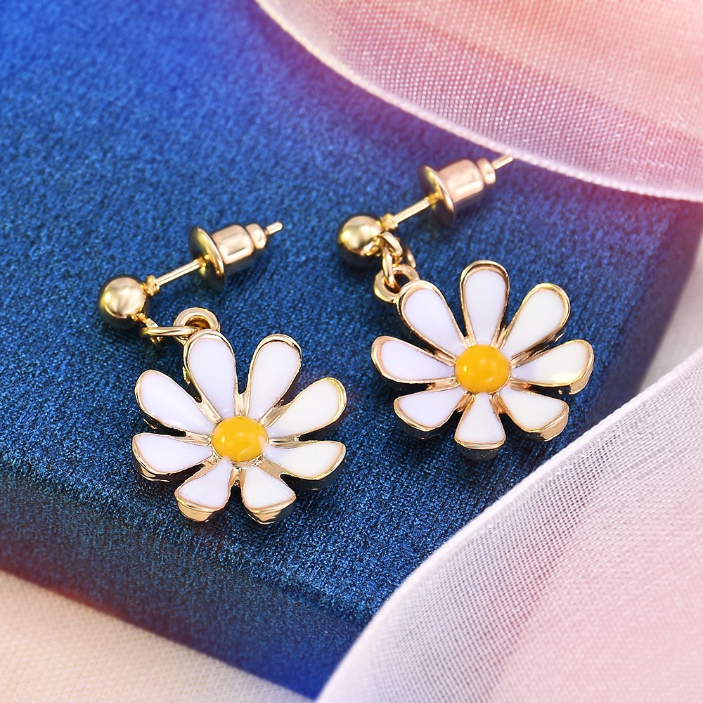 Bông tai dài hình bông cúc xinh xắn cho nữ | BigBuy360 - bigbuy360.vn