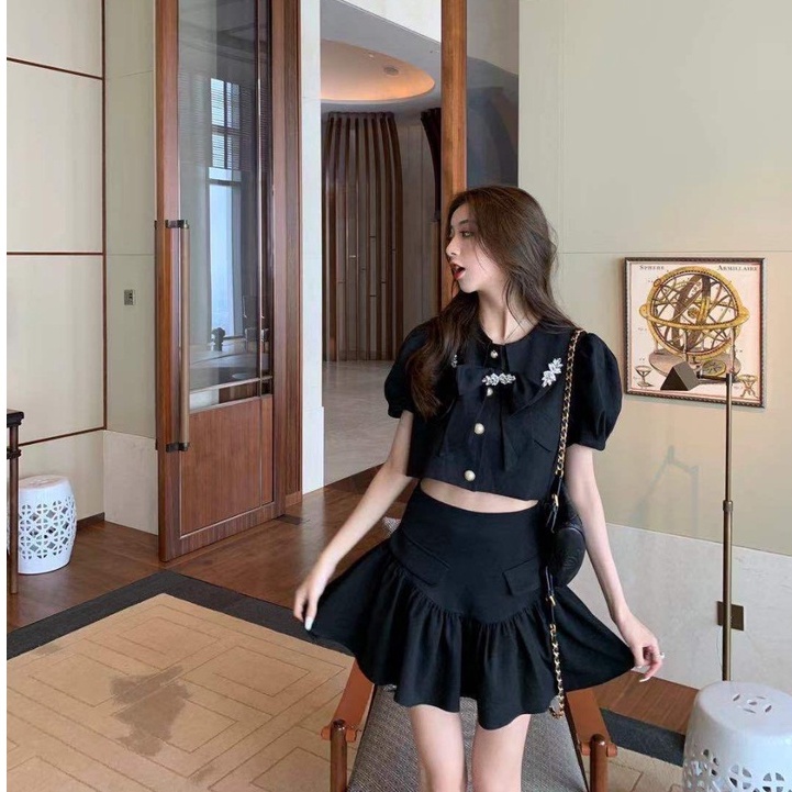 Sét chân váy xòe, áo cổ vest đính nơ tay phồng thiết kế cao cấp thời trang công sở, dự tiệc sang trọng V112 | BigBuy360 - bigbuy360.vn