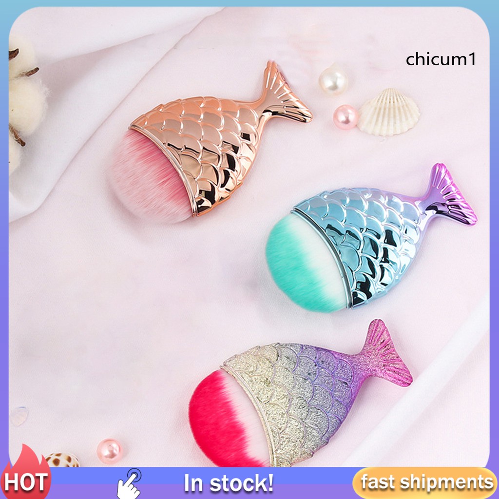 [Hàng mới về] Cọ làm sạch bụi móng tay hình đuôi cá sáng tạo