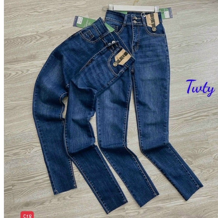 Quần jeans nữ trơn màu xanh đậm, Quần jean nữ lưng cao ôm dáng 2 nút hoạ tiết T-Fashion Shop M518