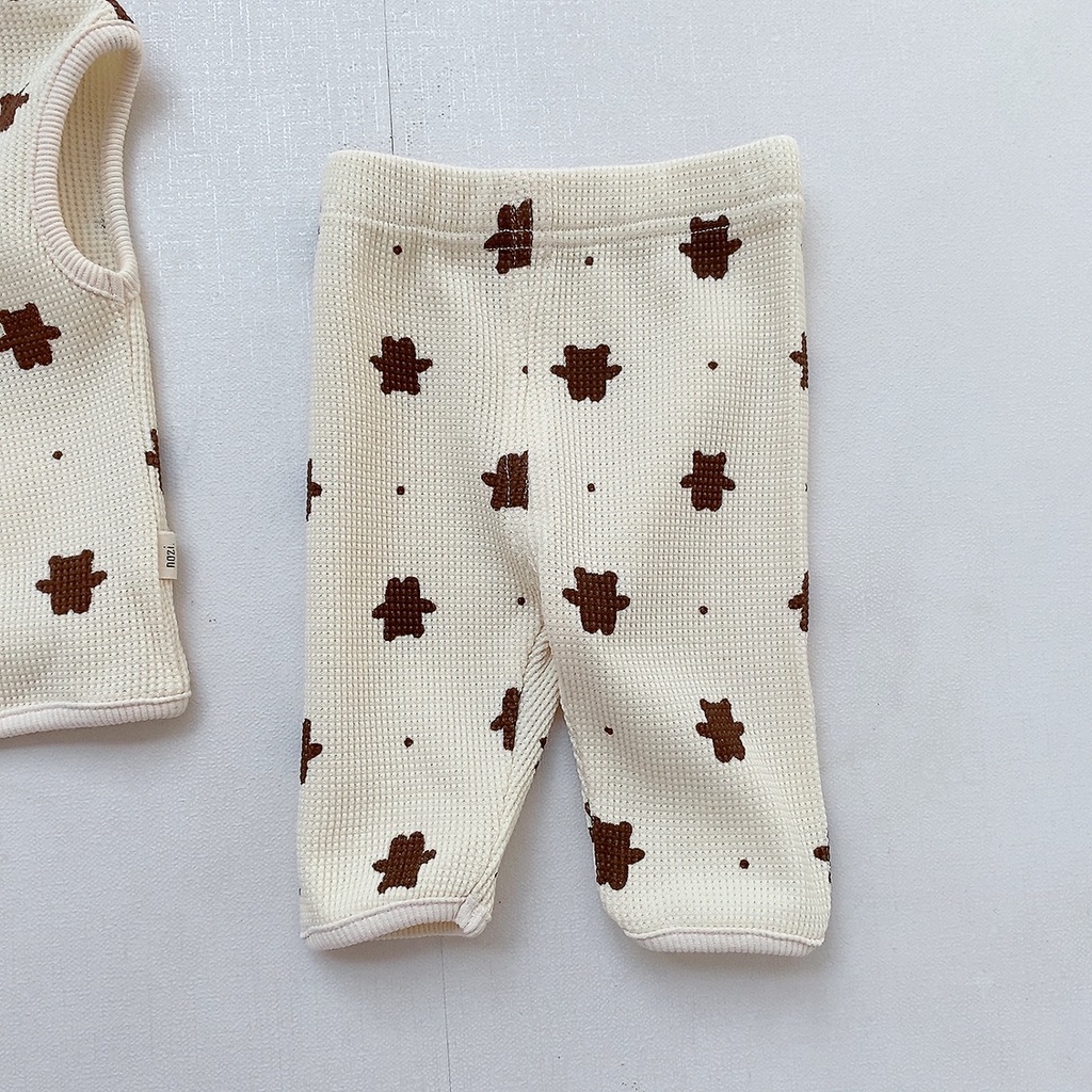Set Áo Thun Ngắn Tay In Hình Gấu + Quần Short Thời Trang Cho Bé