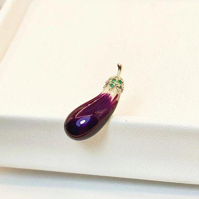 Pin Cài Cúc Trái Cà Tím Dễ Thương 0.7*2cm