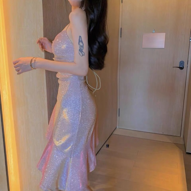 Váy đầm hở lưng ôm body 2 dây bling bling kim tuyến đuôi cá lệch tà sexy đi tiệc đi chơi