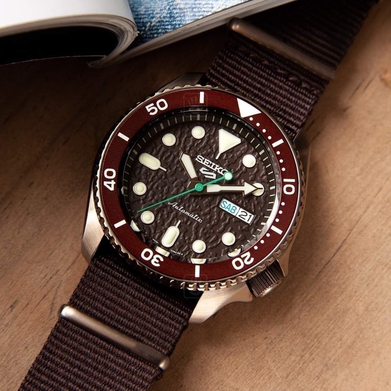 ĐỒNG HỒ NAM CHÍNH HÃNG SEIKO SRPD85K1 AUTOMATIC Brown Nylon Strap