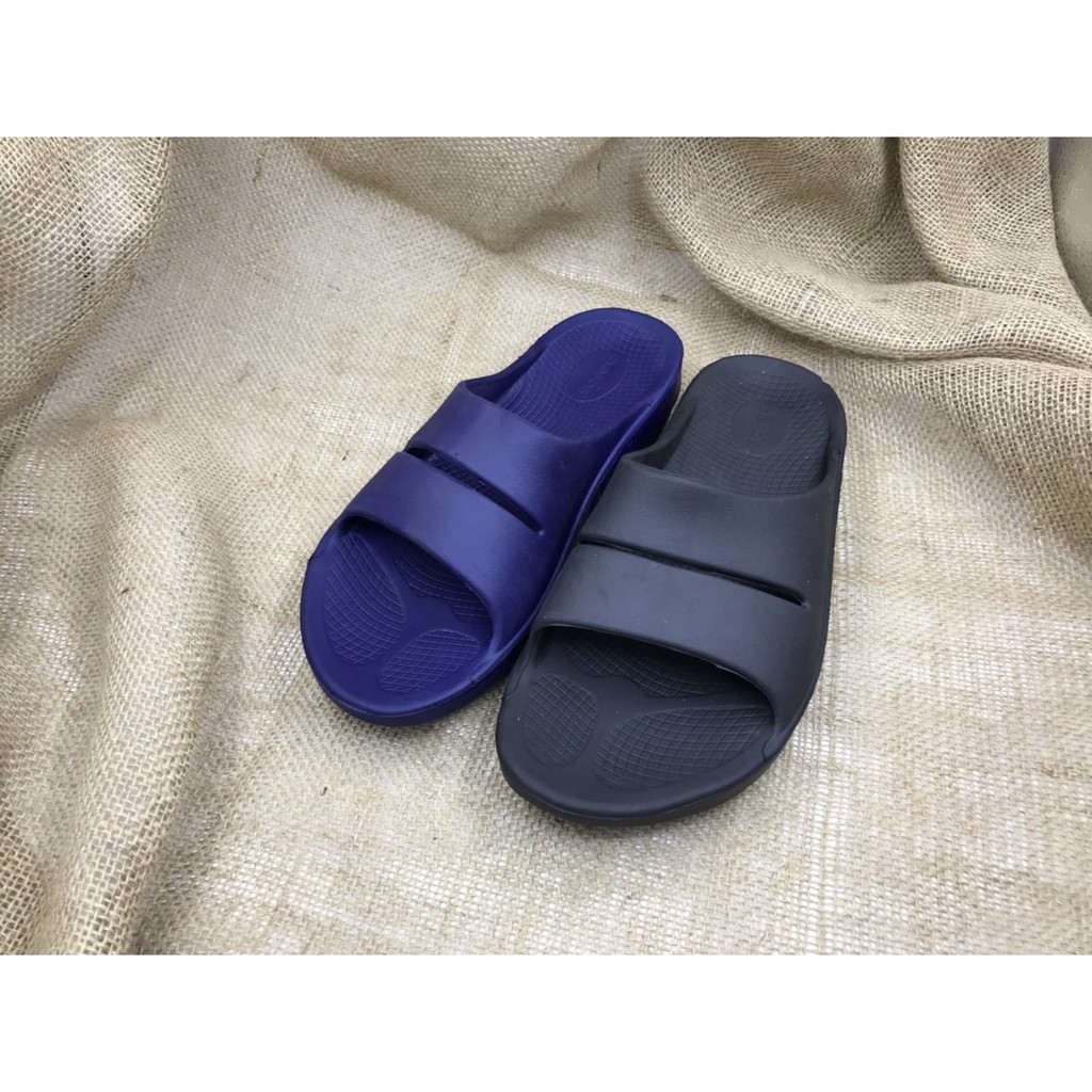 unisex áo Dép nhựa quai ngang hiệu Oofos chính hãng, siêu êm, siêu bền