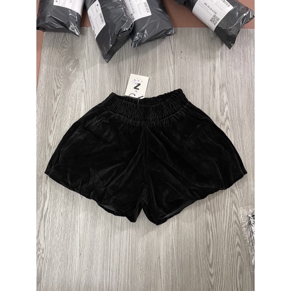 QUẦN SHORT PHỒNG TRƠN CẠP CHUN , QUẦN NHUNG ỐNG RỘNG DỄ MẶC MS13728