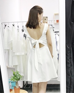 Váy xoè 2 dây ( 2 màu trắng đen)