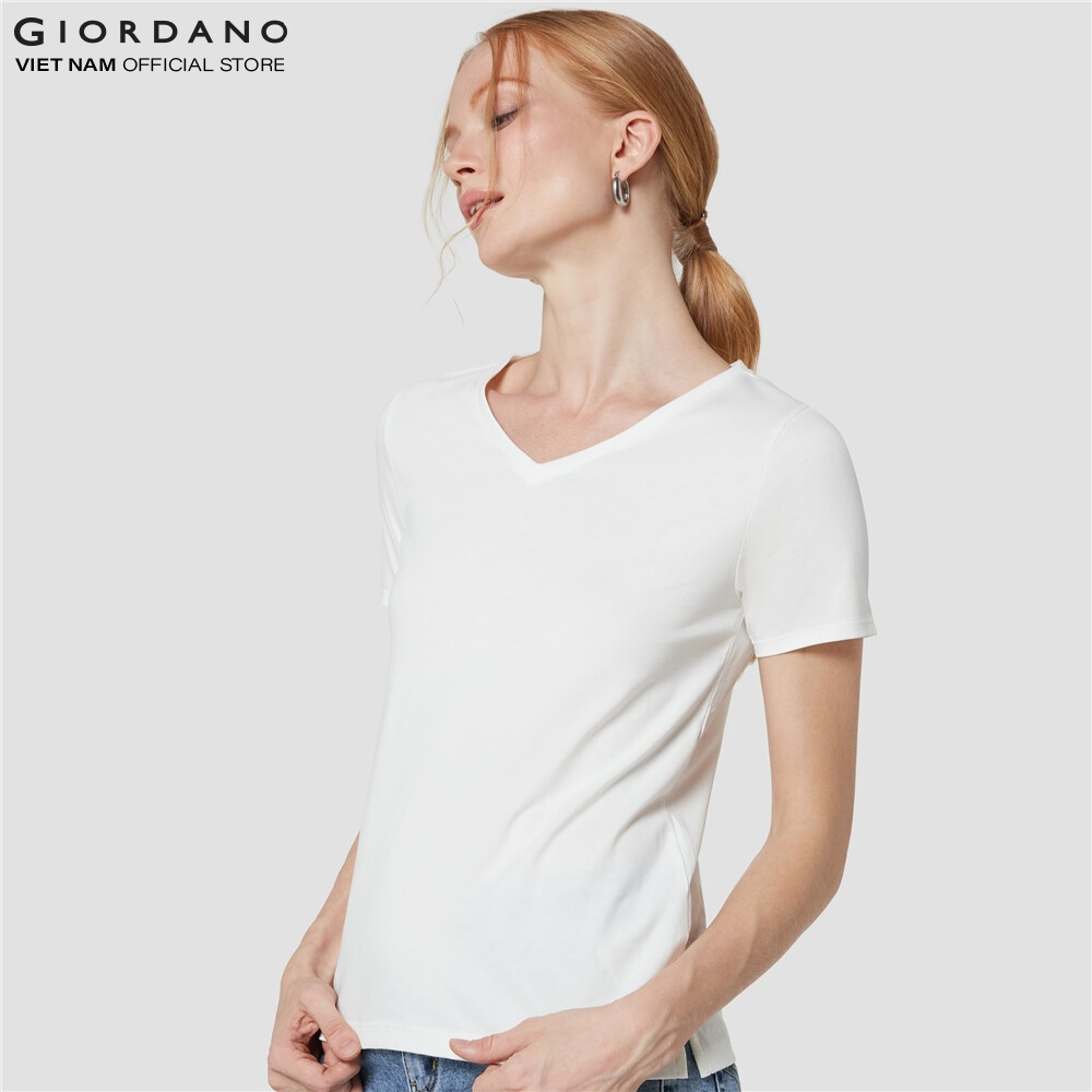 Áo Thun Ngắn Tay Nữ Trơn Cổ Tim V-neck Tee Giordano 05321248