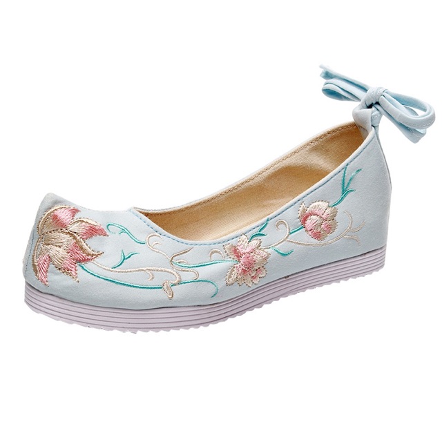 CÓ SẴN - Hài cổ trang giày thêu hoa dây buộc cổ phong