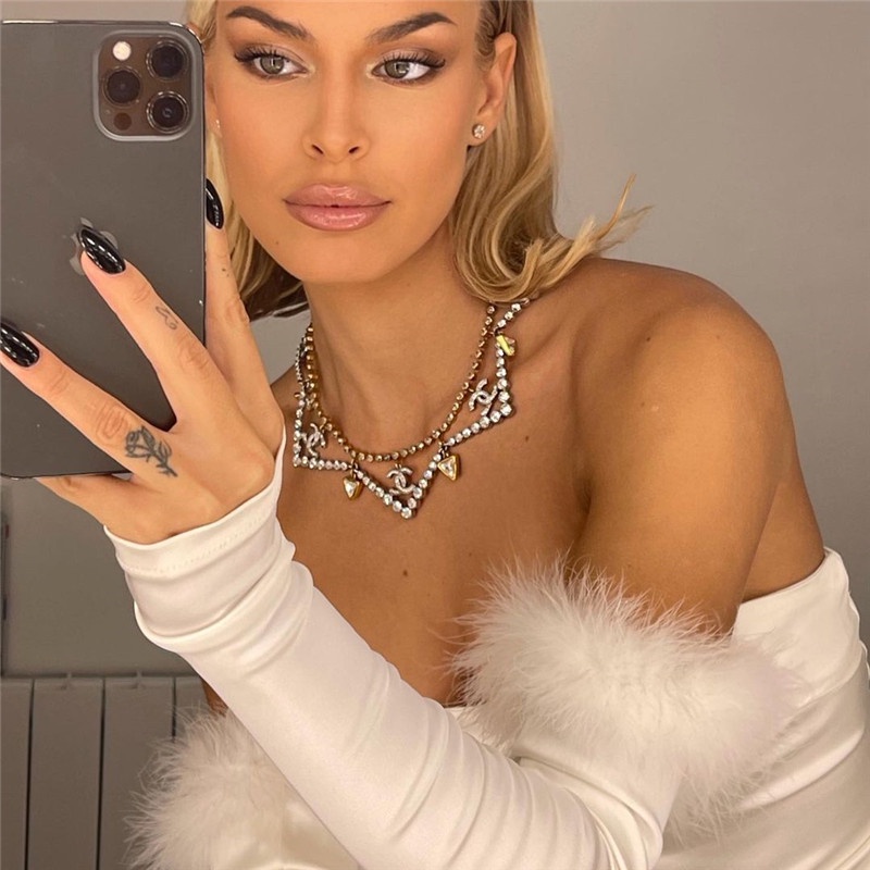 Đầm Ống Trễ Vai Phối Lông Nhung Quyến Rũ Thời Trang Cho Nữ