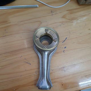 Họng bếp gas và mâm chia lửa