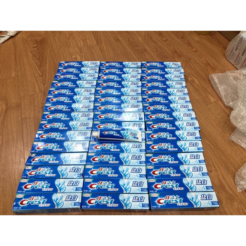 KEM ĐÁNH RĂNG CREST  cực thích mê luôn ý . Set 4 tuýp 140g