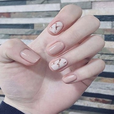 bộ 24 móng giả kèm keo Hin Nail tông màu be